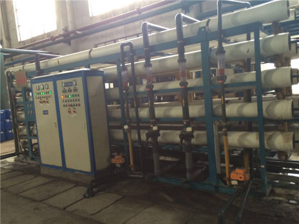 食用油灌裝機分類(lèi)